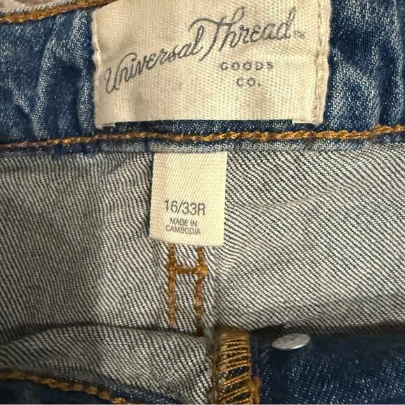 Universal Thread Blue Denim Cutoff Shorts Plus Size 16/33R NWT - Picture 3 of 5